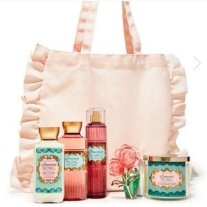 Bath & Body Works Sweetest Song Collection - Pink and Gold